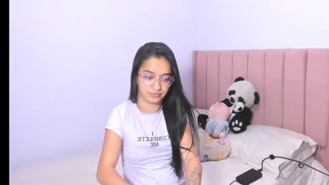 Snapshot of sarah_stone15 chatting on 11, 9, 2025 Sarah online show from 11, 9, 2025