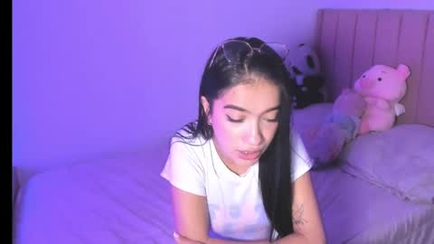 Snapshot of sarah_stone15 chatting on 8, 10, 2025 Sarah online show from 8, 10, 2025