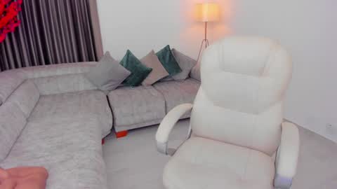 Sarah online show from 24, 1, 2025