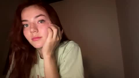 Snapshot of sarah_swtt chatting on 4, 1, 2025 - next broadcast 28 nov  7 pm Col online show from 4, 1, 2025