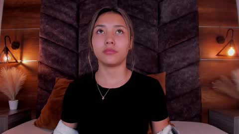 Snapshot of sarahevans__ chatting on 2, 3, 2025 Sarah Evans online show from 2, 3, 2025