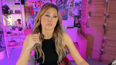 Divine Sarah NONUDE model online show from 10, 1, 2025