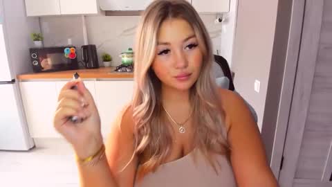 Sarah online show from 19, 9, 2025