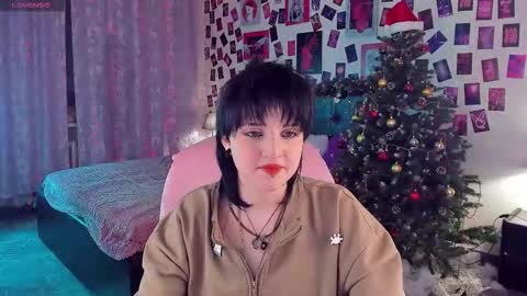 Snapshot of sarahshelby chatting on 15, 12, 2025 Sarah online show from 15, 12, 2025