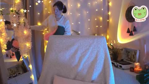 Snapshot of sarahson chatting on 16, 10, 2025 vacation 16-30 of november caucht me in insta online show from 16, 10, 2025