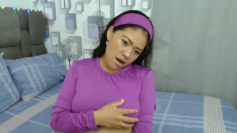 Snapshot of sarahsweetty chatting on 22, 12, 2025 Sarah online show from 22, 12, 2025