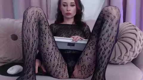 Snapshot of saraiangel chatting on 13, 9, 2025 Sarai online show from 13, 9, 2025