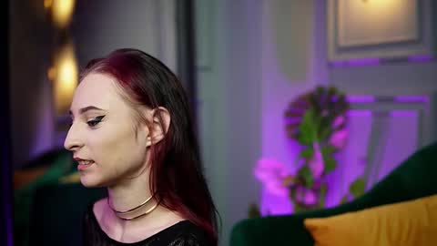 Snapshot of saraiangel chatting on 5, 11, 2025 Sarai online show from 5, 11, 2025