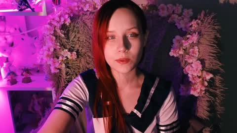 Snapshot of sarakaell chatting on 5, 2, 2025 Sara online show from 5, 2, 2025