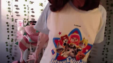 Snapshot of sarakinski chatting on 6, 1, 2025 Sara online show from 6, 1, 2025