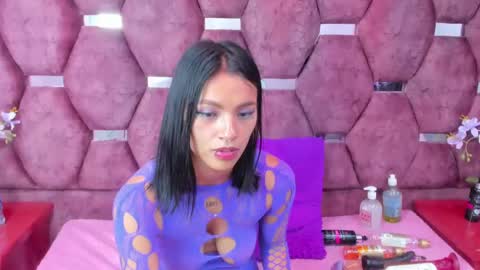 Snapshot of saraloveee_ chatting on 6, 2, 2025 Sarita  online show from 6, 2, 2025