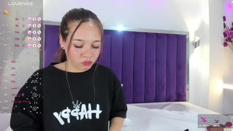 Snapshot of sarariley_ chatting on 2, 1, 2025 Sara online show from 2, 1, 2025