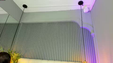 Snapshot of sarariley_ chatting on 13, 12, 2025 Sara online show from 13, 12, 2025