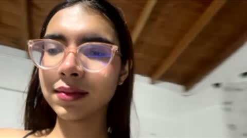 sarasaenz999 online show from 1, 3, 2026