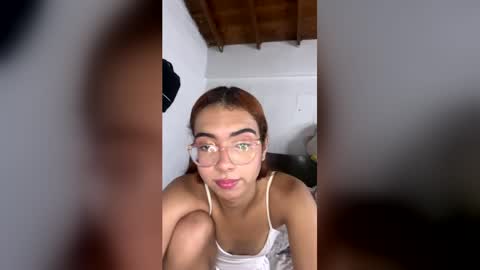 sarasaenz999 online show from 30, 6, 2026