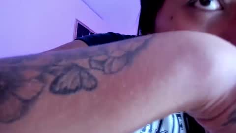 sarastonesx online show from 12, 9, 2025