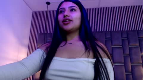 sarastonesx online show from 6, 7, 2026
