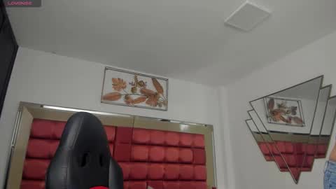      online show from 9, 10, 2025