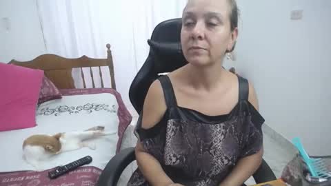 saray1221 online show from 30, 4, 2026