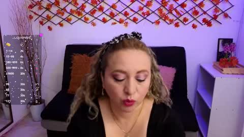 Saray  online show from 28, 9, 2025