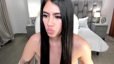 Snapshot of sarita_evanss chatting on 15, 12, 2024 Saritaaa online show from 15, 12, 2024