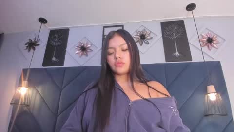 Sara  online show from 19, 12, 2024