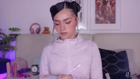 Snapshot of saritabratz chatting on 26, 2, 2026 Sara online show from 26, 2, 2026