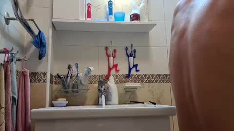 Snapshot of sasha999111 chatting on 21, 12, 2024 Eldak23 online show from 21, 12, 2024