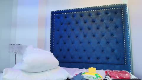 Sasha online show from 8, 3, 2025