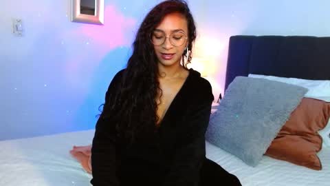 Snapshot of sasha_bowei chatting on 30, 11, 2025 sasha_bowei online show from 30, 11, 2025