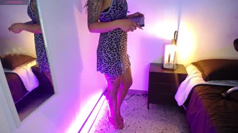 Snapshot of sasha_brattz chatting on 18, 1, 2025 Sasha Brattz online show from 18, 1, 2025