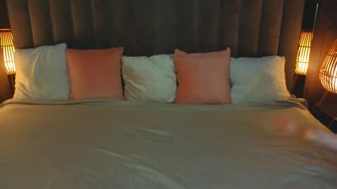 Snapshot of sasha_exclusive chatting on 22, 10, 2025 Sasha Exclusive online show from 22, 10, 2025