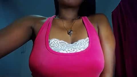 Snapshot of sashabreck1 chatting on 6, 1, 2025 sashabreck1 online show from 6, 1, 2025