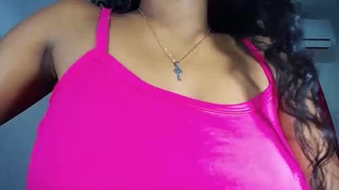 Snapshot of sashabreck1 chatting on 5, 11, 2025 sashabreck1 online show from 5, 11, 2025