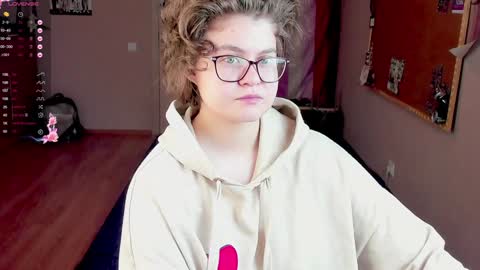 Snapshot of sashy_way chatting on 5, 1, 2025 .Alexandra online show from 5, 1, 2025