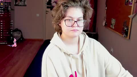 Snapshot of sashy_way chatting on 5, 1, 2025 .Alexandra online show from 5, 1, 2025