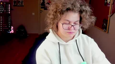 Snapshot of sashy_way chatting on 28, 1, 2025 .Alexandra online show from 28, 1, 2025