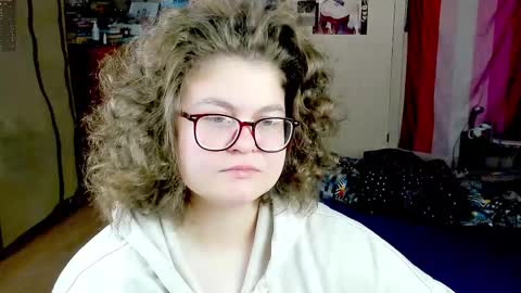 Snapshot of sashy_way chatting on 23, 10, 2025 .Alexandra online show from 23, 10, 2025