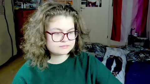 Snapshot of sashy_way chatting on 1, 11, 2025 .Alexandra online show from 1, 11, 2025