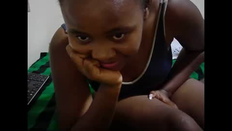 sassy_bella online show from 22, 2, 2025