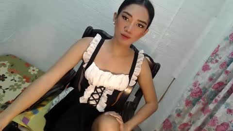 KEYLLA online show from 10, 4, 2026