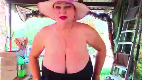 sassy_seasons online show from 10, 9, 2025