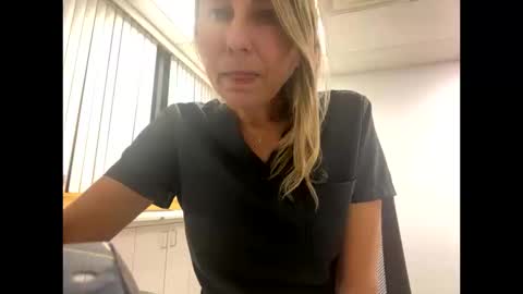 Snapshot of sassyella chatting on 13, 10, 2025 Sassyella online show from 13, 10, 2025