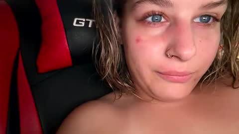 Snapshot of sassysquirtsmmm chatting on 23, 4, 2026 sassysquirtsmmm online show from 23, 4, 2026
