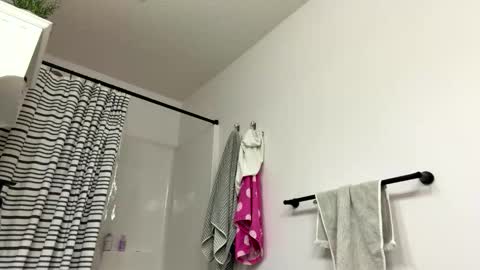 Snapshot of sassysquirtsmmm chatting on 19, 5, 2026 sassysquirtsmmm online show from 19, 5, 2026