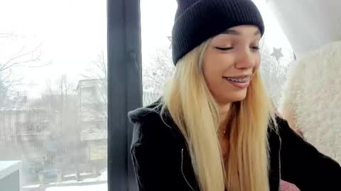 sassyt33n online show from 28, 2, 2025