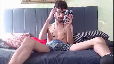 sasuke_bigcock online show from 10, 6, 2026