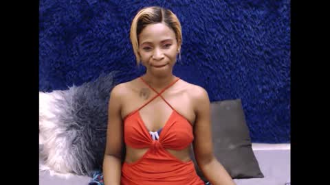 sasyylissaa online show from 1, 3, 2025