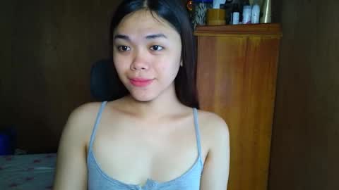 Snapshot of saszzyyumiie chatting on 23, 11, 2025 saszzyyumiie online show from 23, 11, 2025