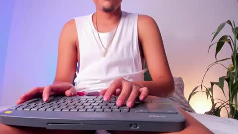 Snapshot of satanas_333 chatting on 23, 10, 2025 online show from 23, 10, 2025